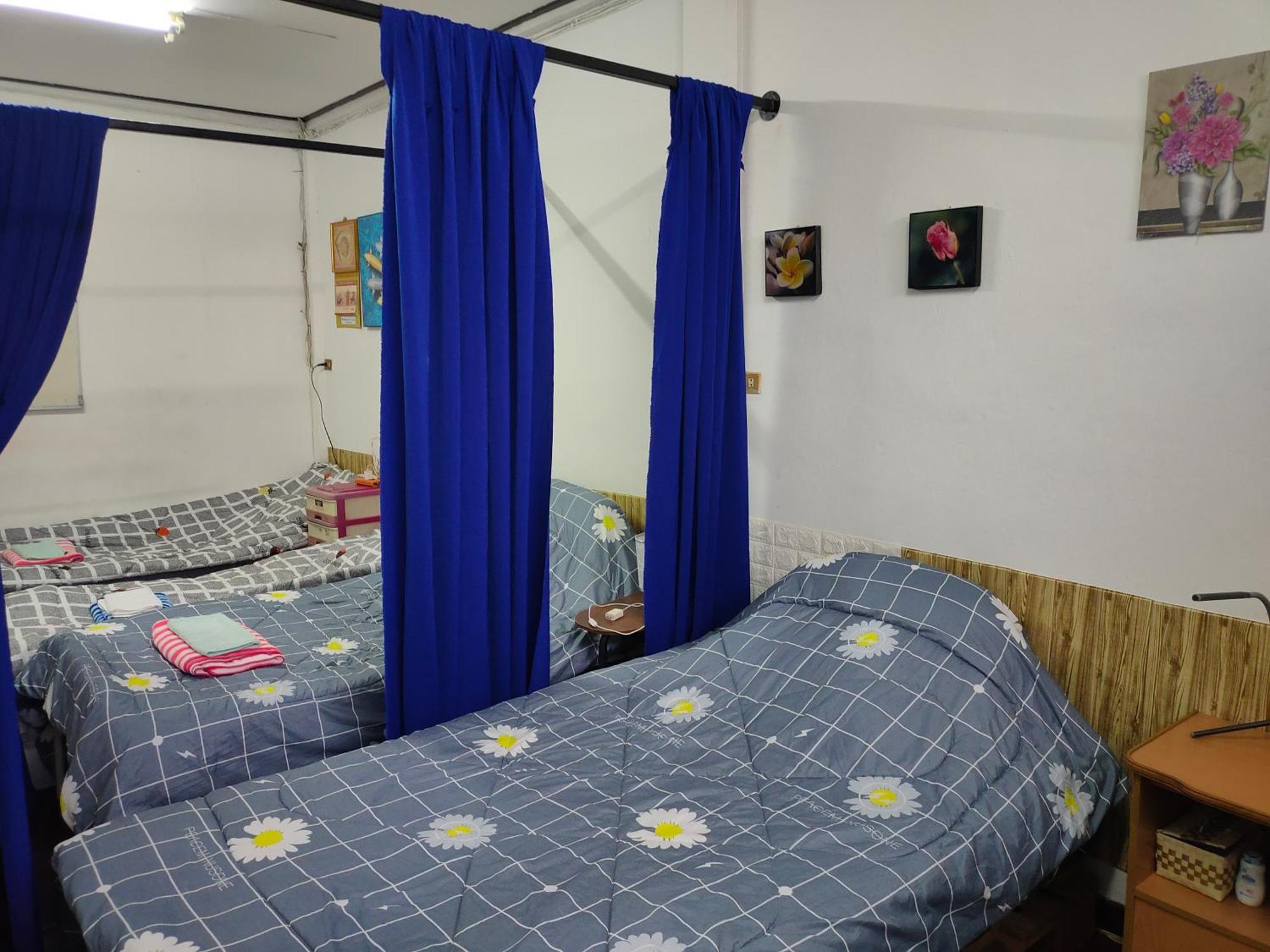 Хостел Sip N' Camp Бангкок Экстерьер фото